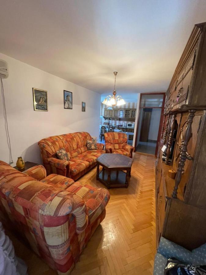 D&N Apartman Bar Exteriér fotografie